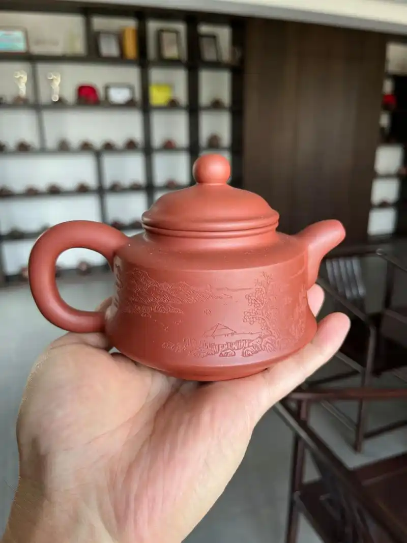 新晋省大师王福君80红 61祥钟壶 谭泉海关门弟子天樂刻绘.