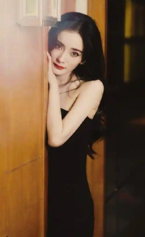 杨幂最想删掉的照片 可惜互联网是有记忆的_黄子韬_身材_微博