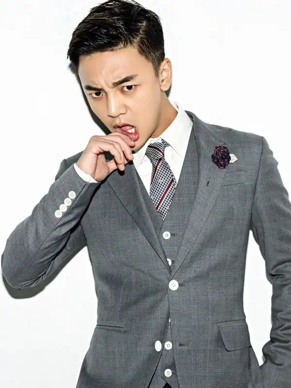 听说这些大陆男演员都身高176cm,董子健原来也在其中