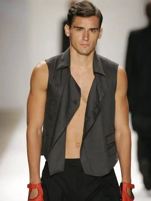 世界上最赚钱男模top10