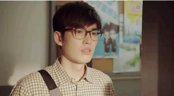 《亲爱的热爱的》这部剧中郑辉的演技如何?