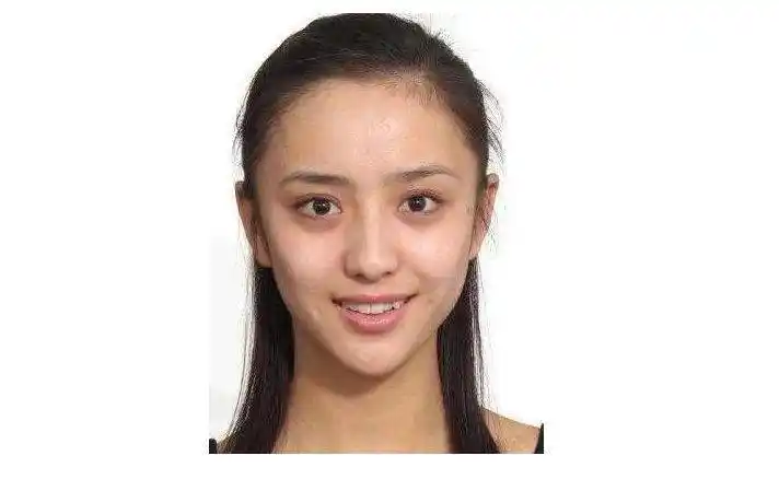 女明星的证件照:杨紫很真实,迪丽热巴让人意外_佟丽娅_杨幂_时候