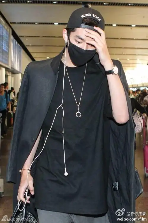 想你吴亦凡(想你吴亦凡赵丽颖跨年演唱会)