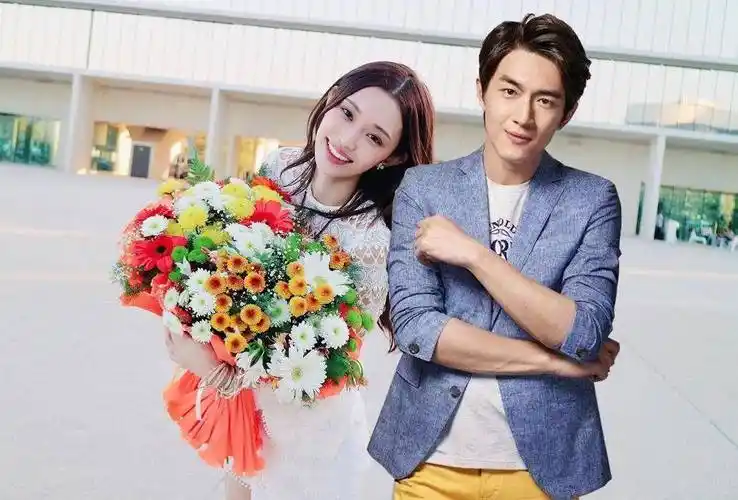 林更新表白盖玥希:太阳底下的爱情无懈可击_事情_夜会_成就