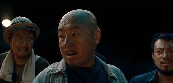 原创曾是零点乐队主唱今成影视圈金牌小人物周晓鸥经历了什么