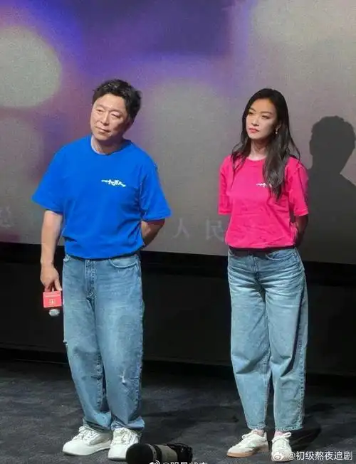 这么看倪妮有点骨盆前倾啊