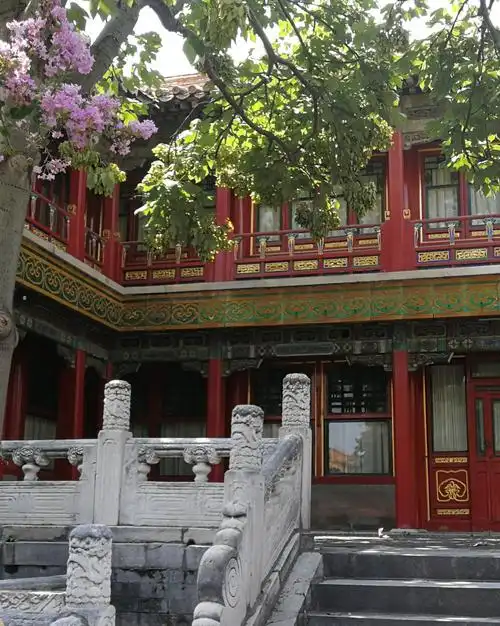 北京故宫是,中国明,清两代的皇家宫殿,旧称紫禁城,是中国古代宫廷建筑