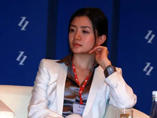 李颖基金经理更加专业化国际化