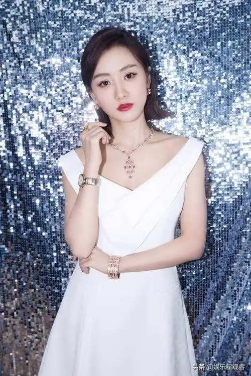 杨蓉个人资料(出道26年40部戏0绯闻,杨蓉为何被称最懒演员) | 说明书