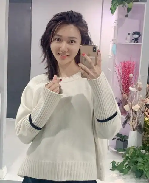 2021年央视春晚的主持人阵容中,因了张韬和龙洋的加入,给人一种耳目一