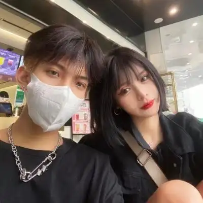 情侣头像图片一人一张真人唯美 超甜的情侣高清微信头像大全_情侣头像