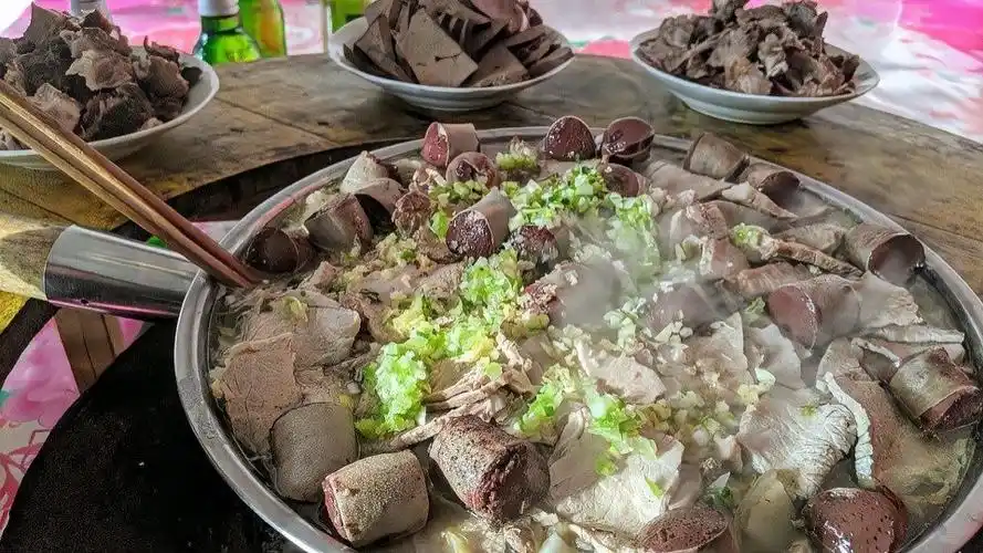 东北人做正宗杀猪菜一锅烀100斤肉亲朋好友可劲造