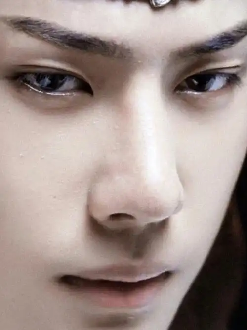 王一博#30天安利王一博day 21最喜欢他的哪个五官:鼻子91太优越了