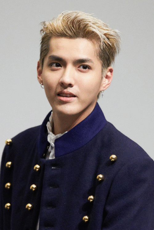 最后这位鲜肉对于发型的追求让所有男明星感到无出其右,他就是吴亦凡!