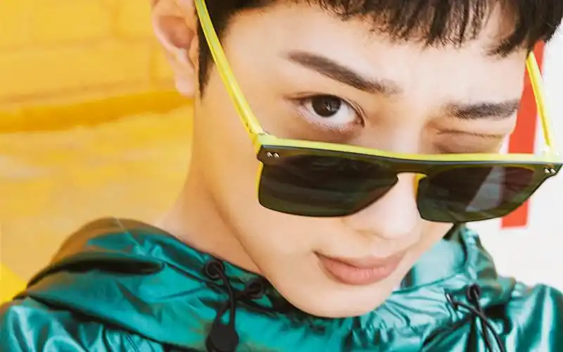 赖冠霖文艺复古写真图片桌面壁纸