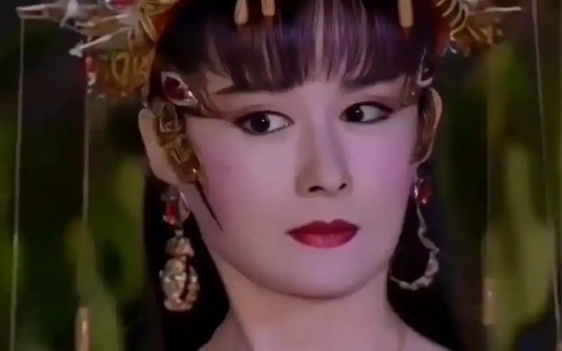 潘迎紫红拂女高清剪辑,你敢相信当时已经四十九岁了.