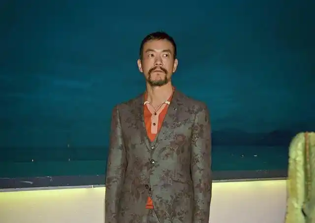 歌手张震个人资料简介