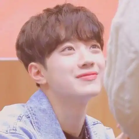 赖冠霖头像.拿图点赞.