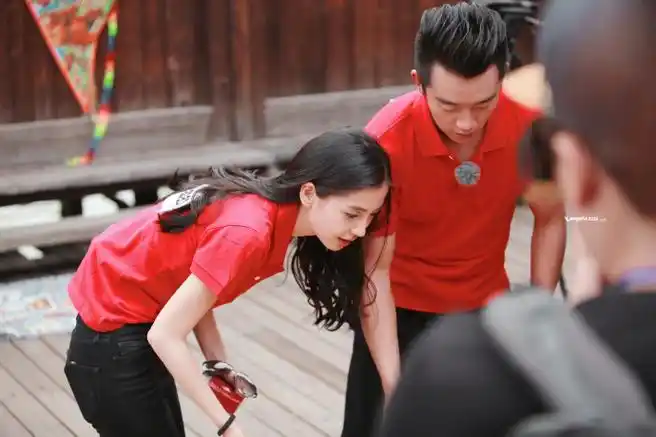 angelababy站姐发了陈伟霆##站姐 爱人错过