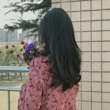 女生背影头像图片帅气