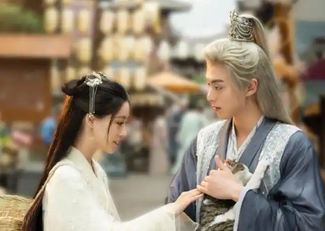 遇龙剧照以为女演员够养眼哪知男演员颜值一个赛一个