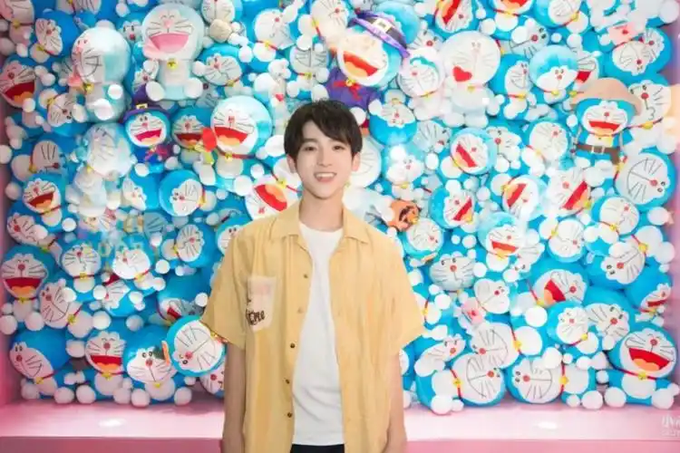 "小湖北"张俊一:"哭不出眼泪的时候,那就把自己掐出来"