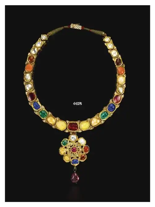 价值15000英镑的古董项链