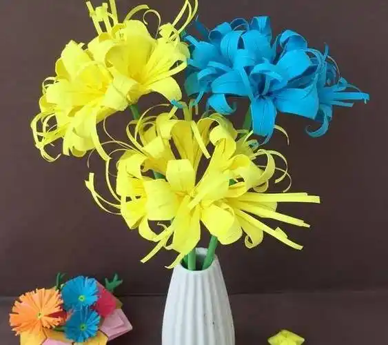 花朵折纸:一纸成型的5瓣彼岸花折法