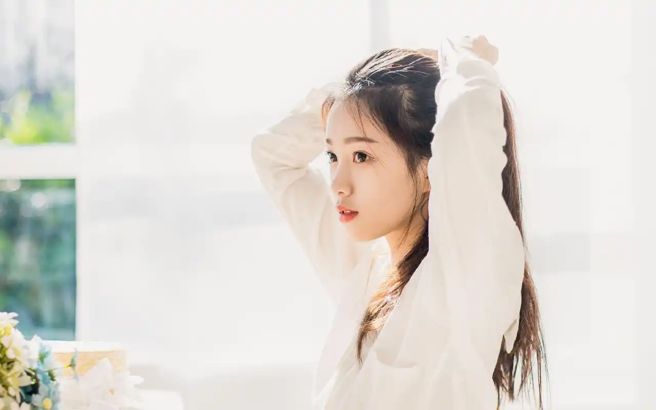 小清新文艺美女清纯唯美高清桌面壁纸
