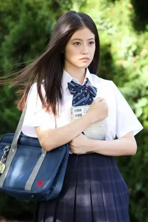 桥本环奈永远16岁穿jk制服超可爱的日本女星top15