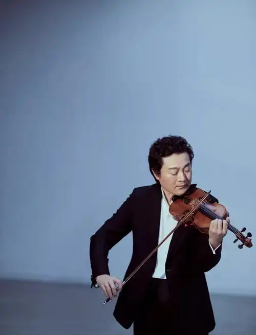 巅峰持续乐坛传奇魔弓传奇吕思清小提琴独奏音乐会