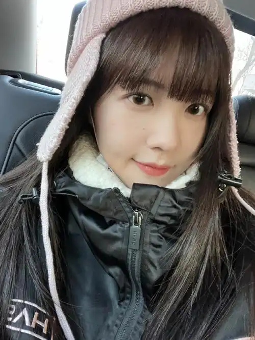 赖美云超话新发型怎么样新发色怎么样#这个发型给几分