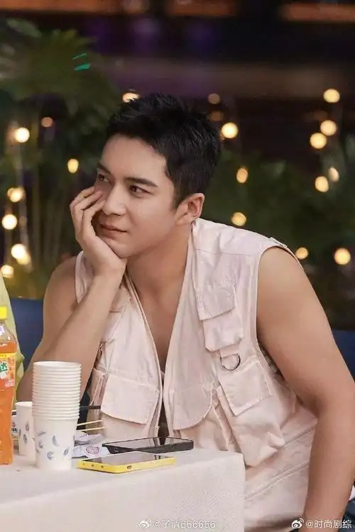 韩东君我就莽夫了一把#是谁已经被韩东君的身材给深深的戳中到了