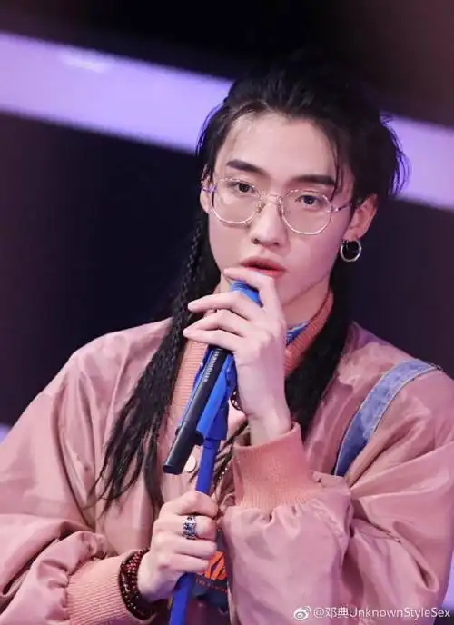 邓典_歌手_作品_个人资料_简历_经历_留言 - 酷乐米