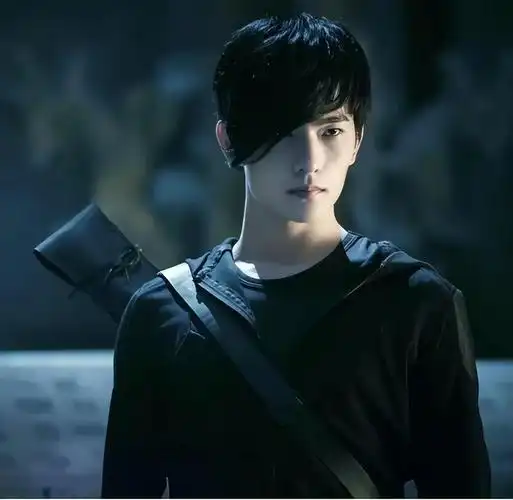 乔欣与杨洋再添实锤,李沁,宋茜,吃瓜群众坐不住?