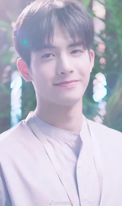 宋威龙蔡徐坤王一博肖战笑容谁的微笑能让你感受到治愈呢