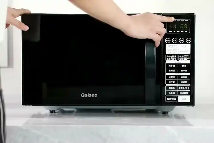 格兰仕微波炉家用 23l平板加热易清洁 光波炉 微波炉烤箱一体机 营养