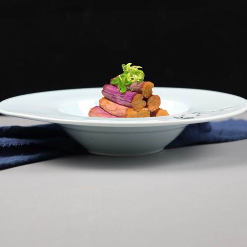 创意酒店草帽凉菜冷菜陶瓷餐具主题餐厅色个性意境菜西餐融合盘