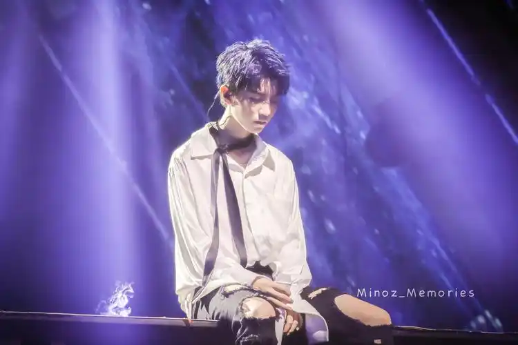 王俊凯 摄影 艺术 tfboys