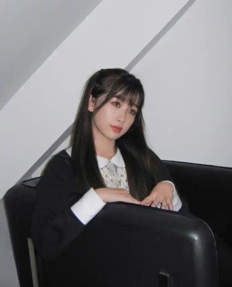 虞书欣门帘刘海好美呀,甜美可爱深入人心,爱了爱了!