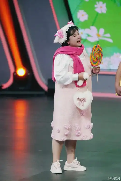 贾玲美羊羊造型好甜##贾玲说最终还得是王牌家族获得胜利##王牌栽