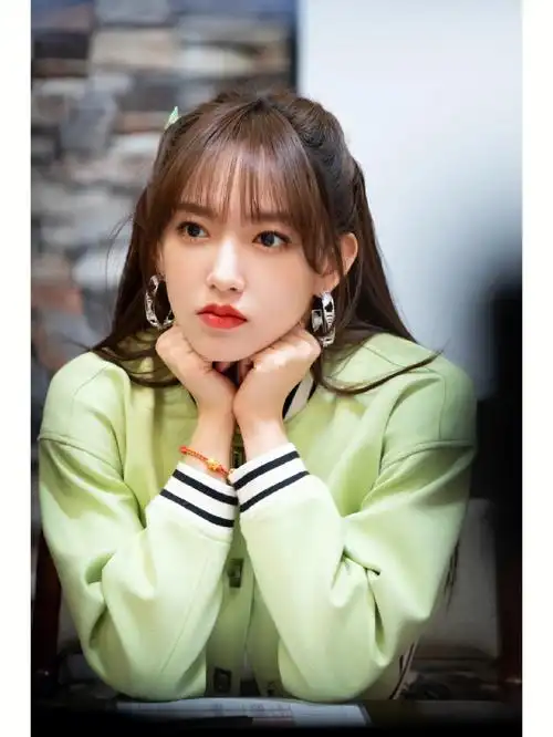 认真的程潇主理人奶呼呼滴呀