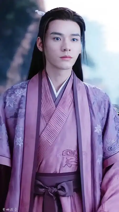 请问有紫衣温客行的美图吗?