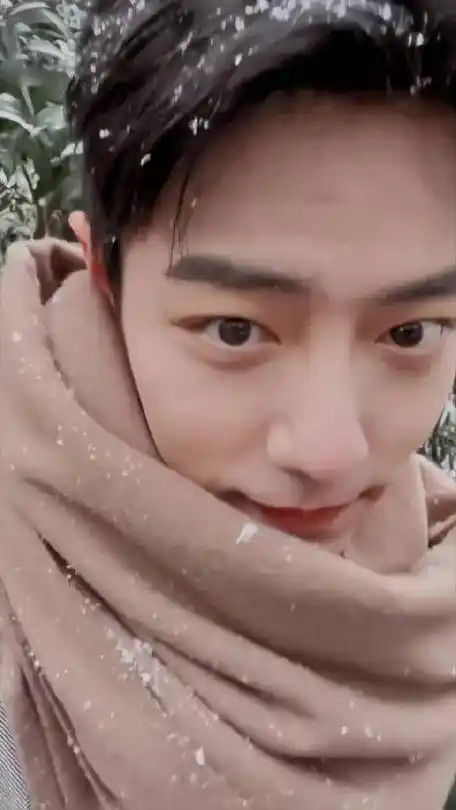 小赞的女友视角xz|肖战_新浪新闻