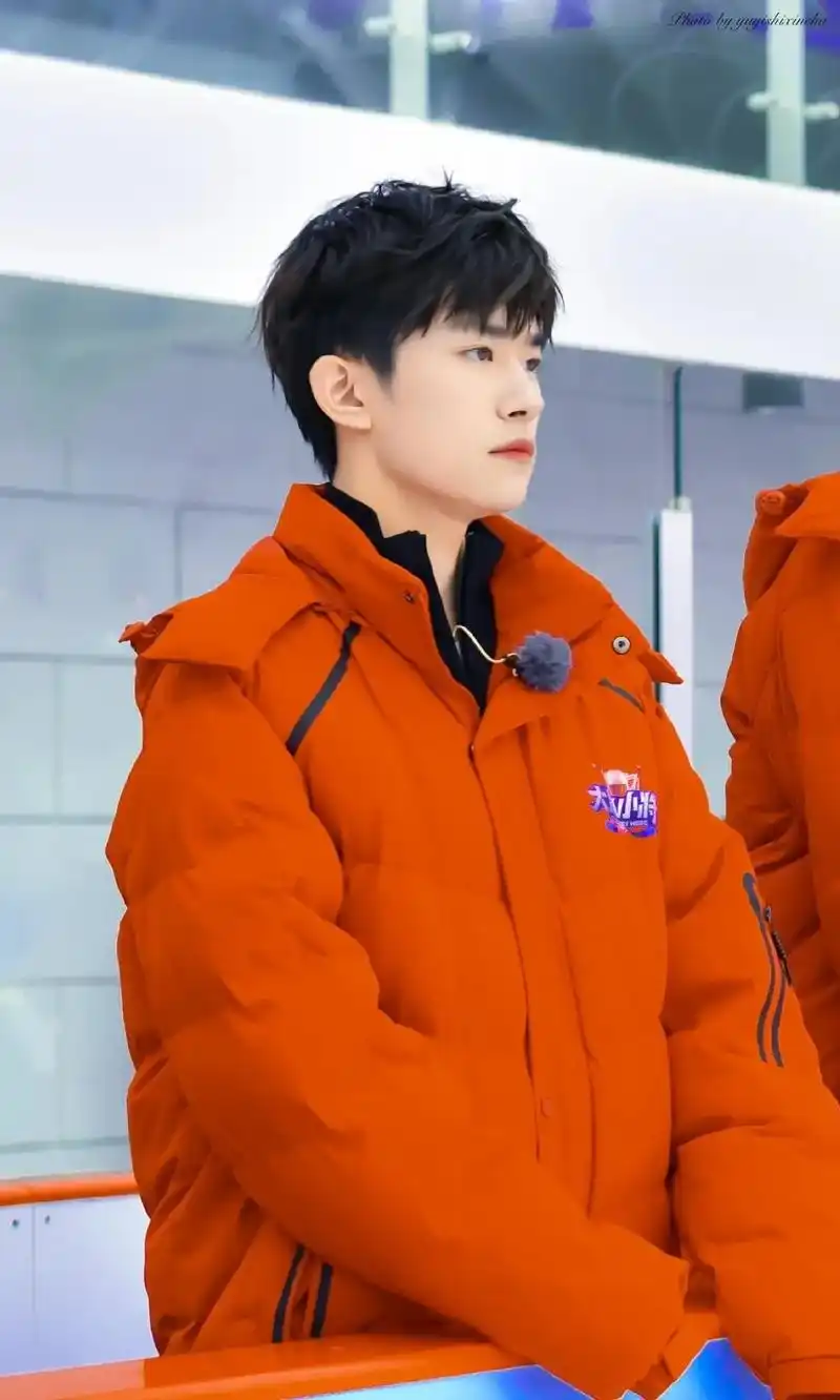 易烊千玺 倒计时一天他就21岁了,给他的20岁留下一句话吧 - 抖音