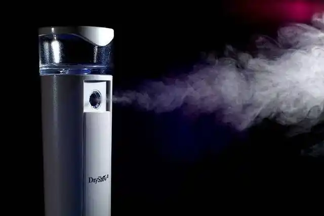 纳米喷雾补水仪怎么使用