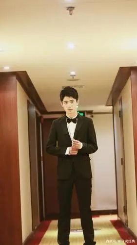 23岁的刘昊然穿西装太撩人了,雅痞感十足,太帅了!