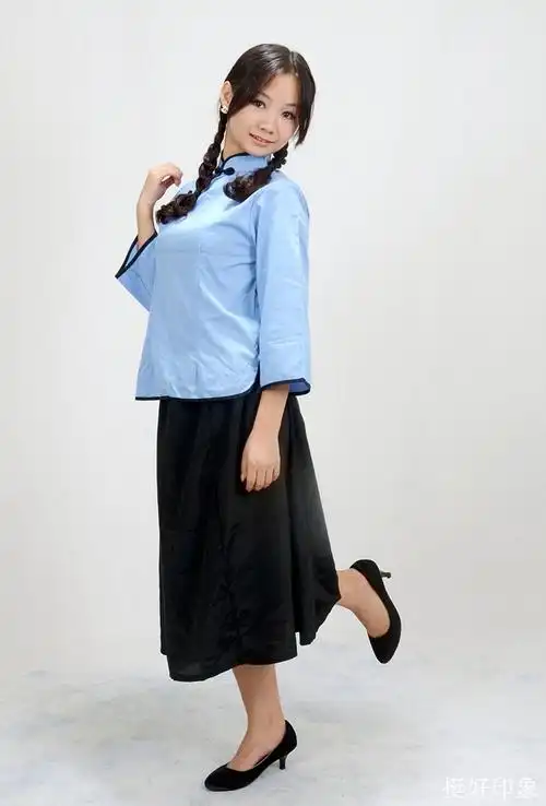 民国学生装——小芳