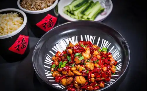 广州海航威斯汀酒店特聘重庆川菜师傅,打造原汁原味川菜自助晚餐|川菜