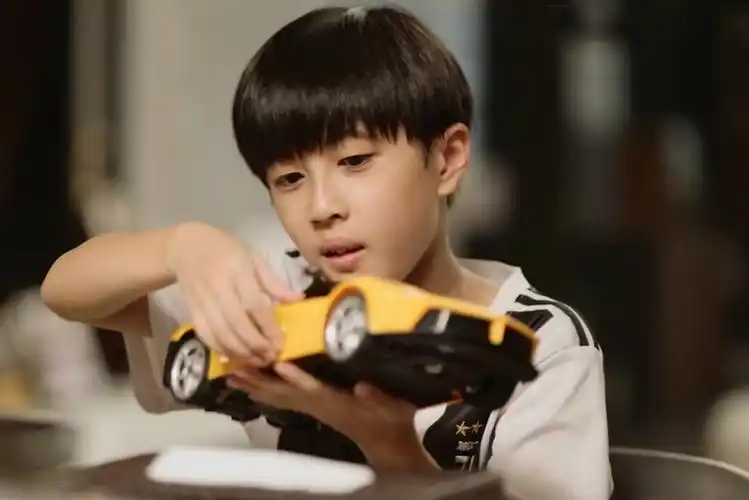 《小舍得》原著大结局:6个孩子3喜3悲,班主任张雪儿暂离教育界